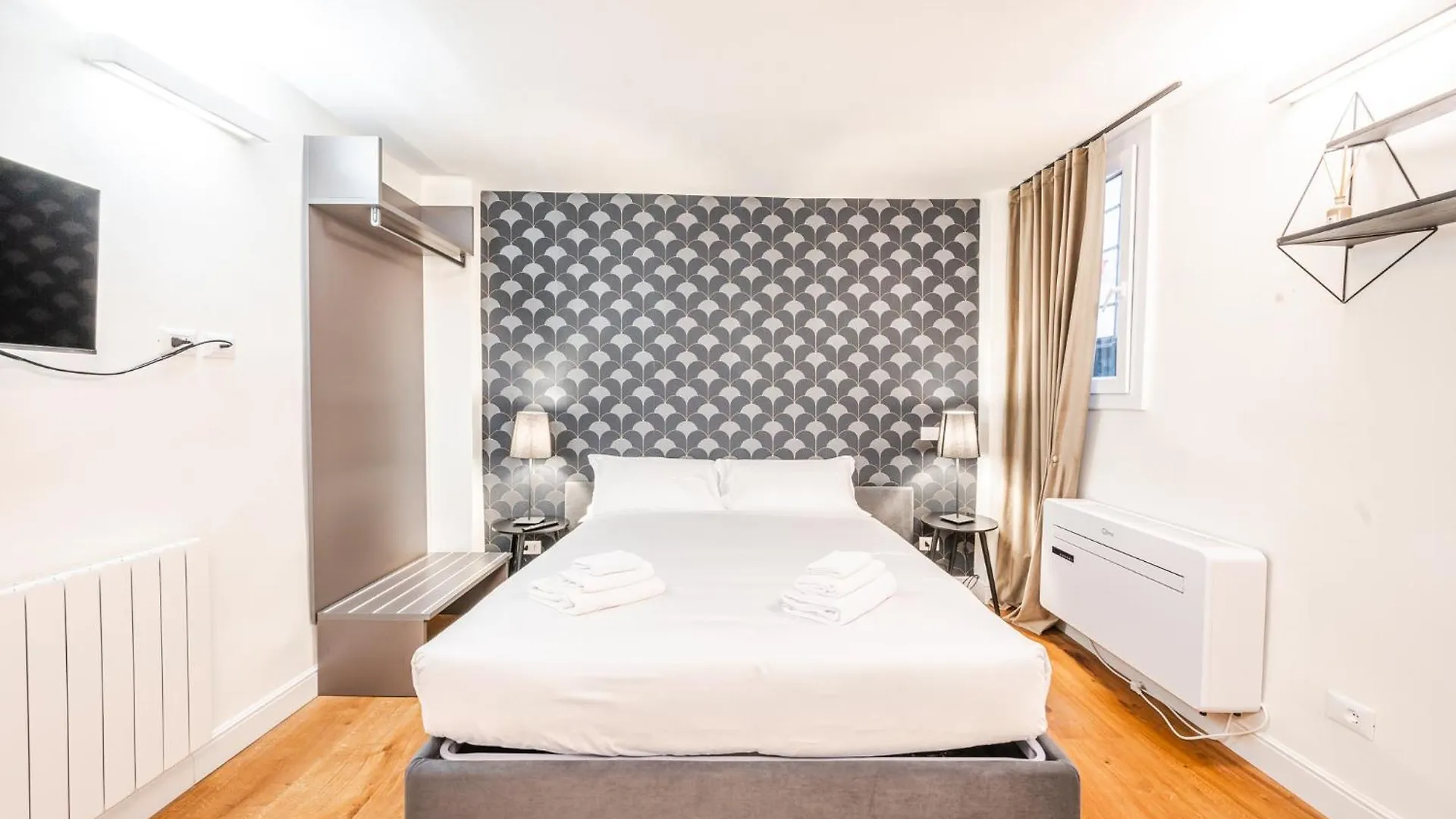 Suite Castiglione In Bologna Center 0*,  Italy