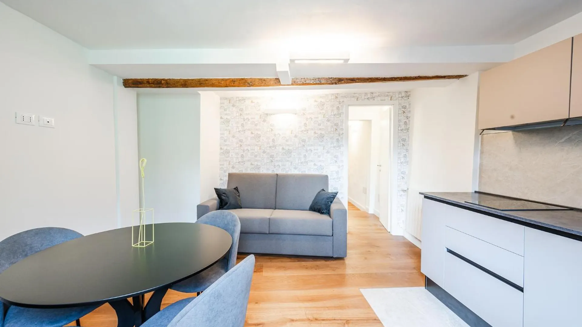 Suite Castiglione In Bologna Center 0*,